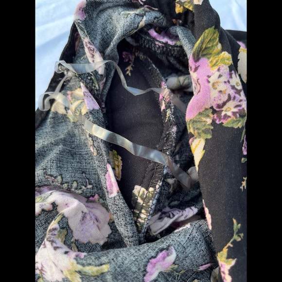 Floral Black Jumpsuit - Picture 8 of 14